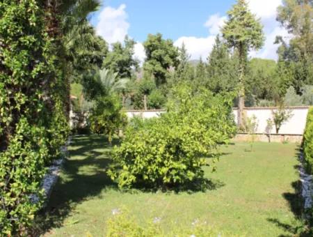 Luxury Villa With Pool In 1458 M² Plot For Sale In Köyceğiz