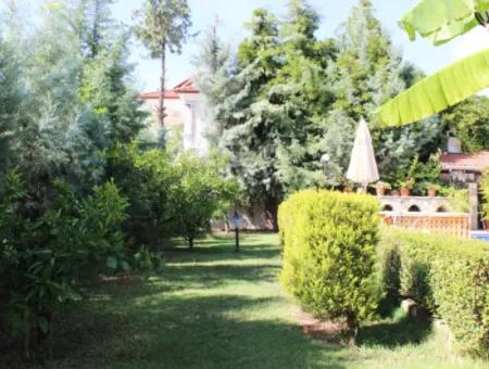 Luxury Villa With Pool In 1458 M² Plot For Sale In Köyceğiz