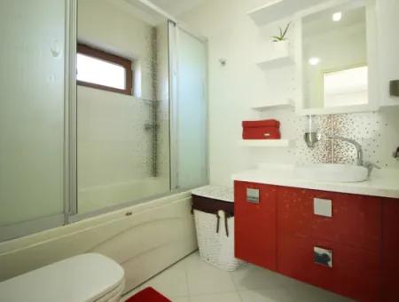 Villa With Pool For Sale In Köyceğiz